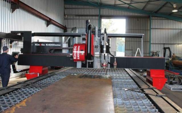 Kinetic K4000XMC Plasma/Drilling/Milling Plate Processing System